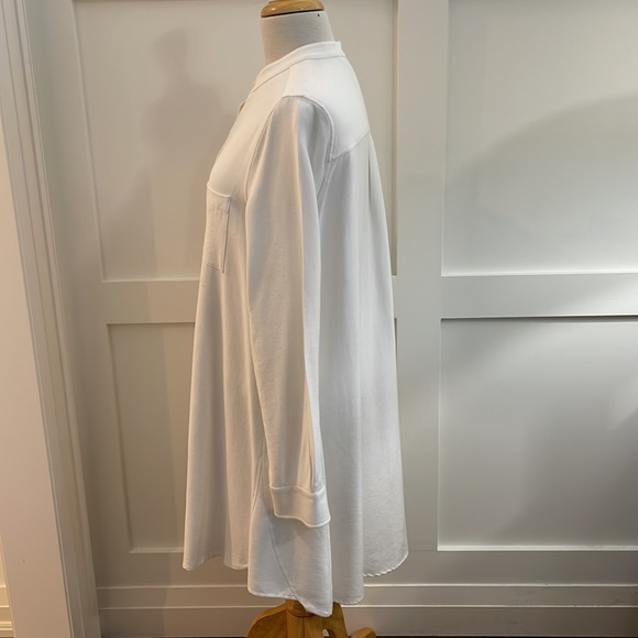 BCBG by MaxAzria Winter White A-line Dress. Rayon/Polyester blend. Size M - Picture 4 of 11